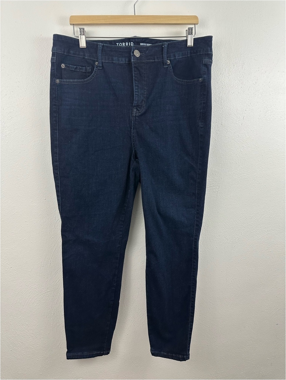 Torrid Women’s Trio Fit Skinny Blue Jeans Size 16R